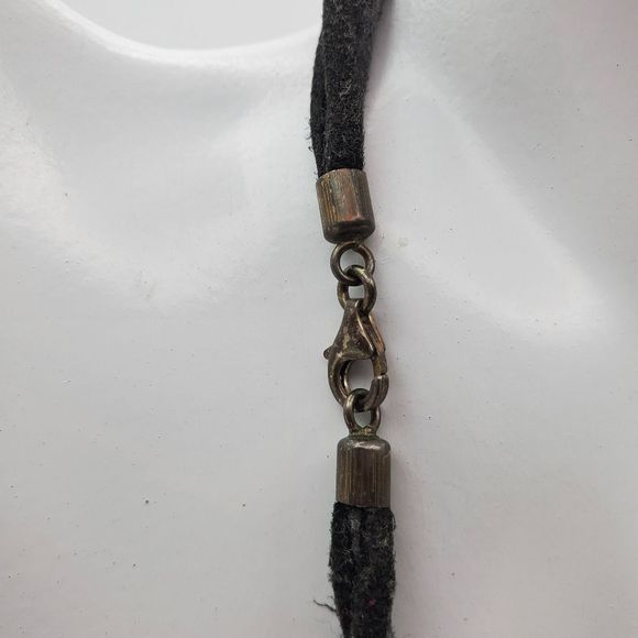 Rustic leather necklace N0535 - Picture 3 of 4